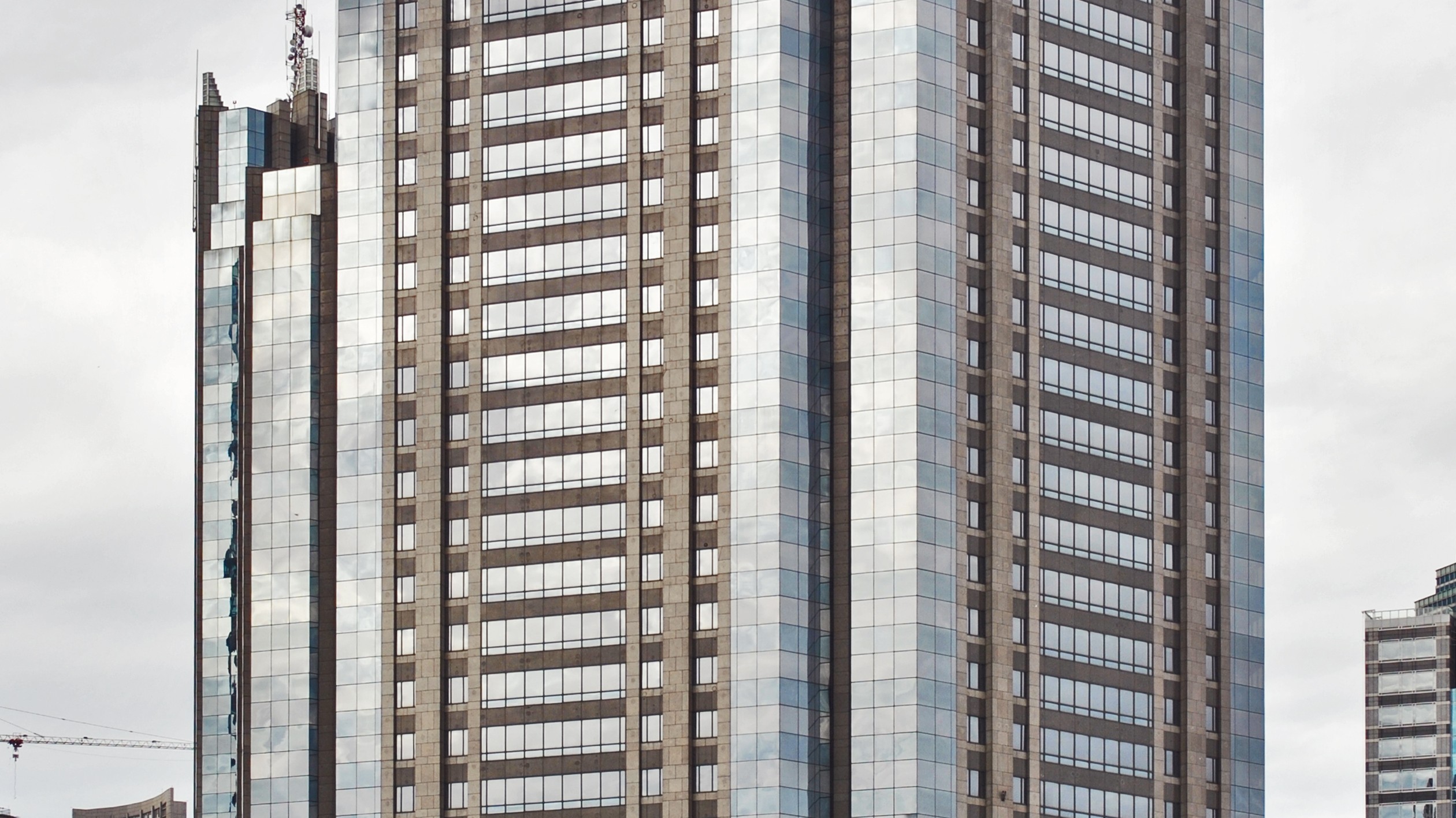 IHSG 1.33%安の5,863、米国の高インフレに引きずられる