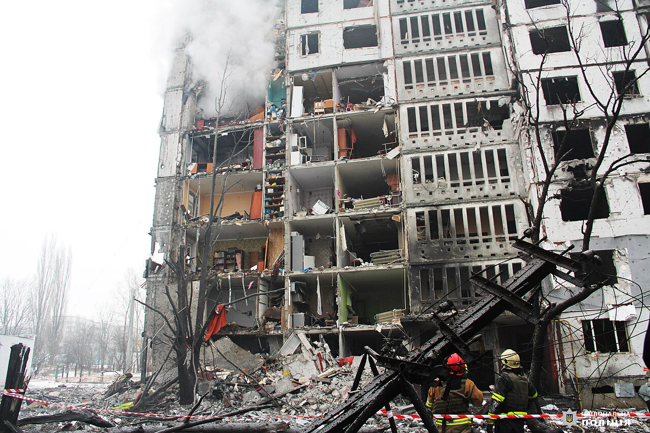 Russia Strikes Ukraine Friday: 3 Killed, 370,000 Left Without Power