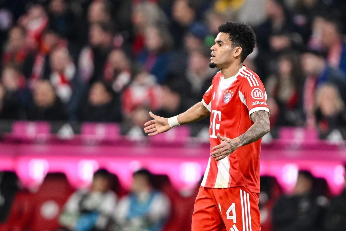 بايرن ميونخ يكتسح لايبزيغ 6-1 بثلاثية لويس دياز