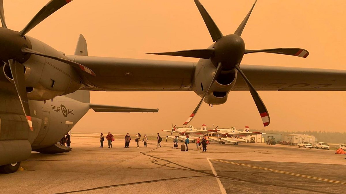 Incident grave dans une base militaire canadienne, un incendie…