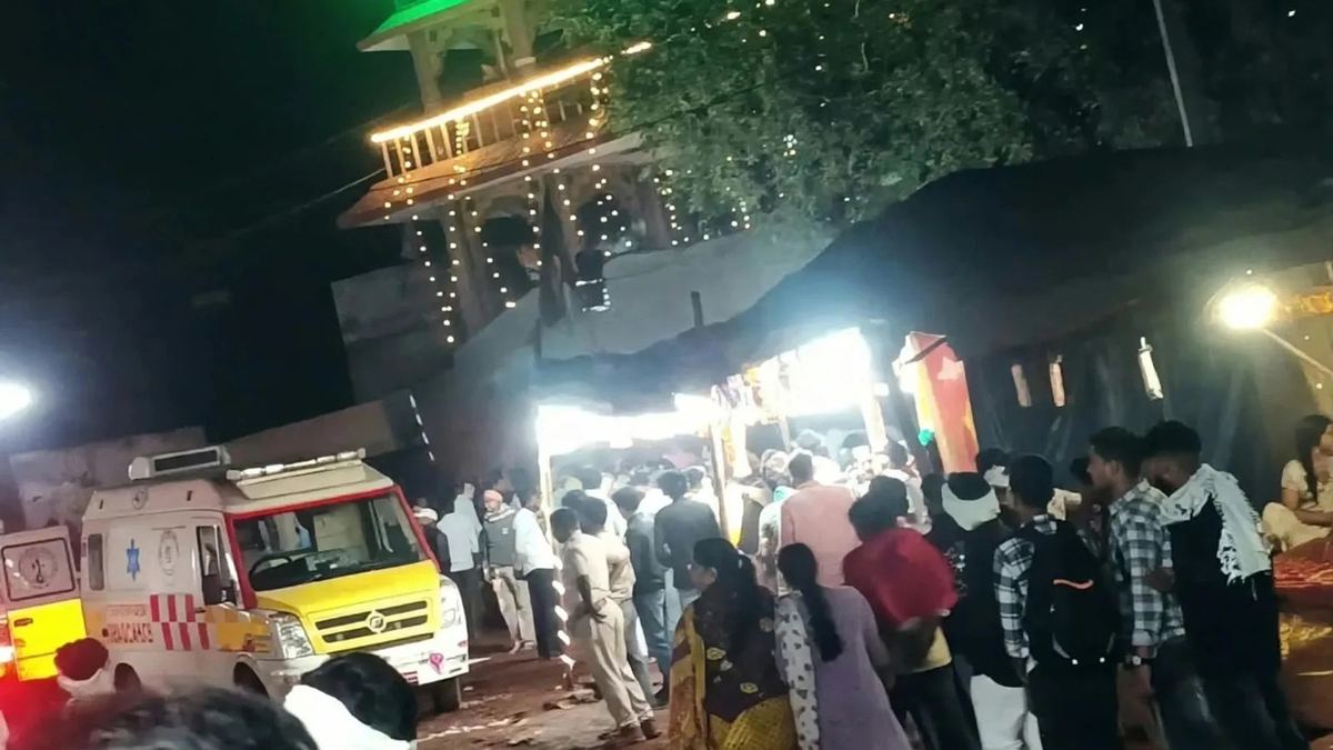 卡车冲撞瓜廖尔朝圣者,12人死亡
