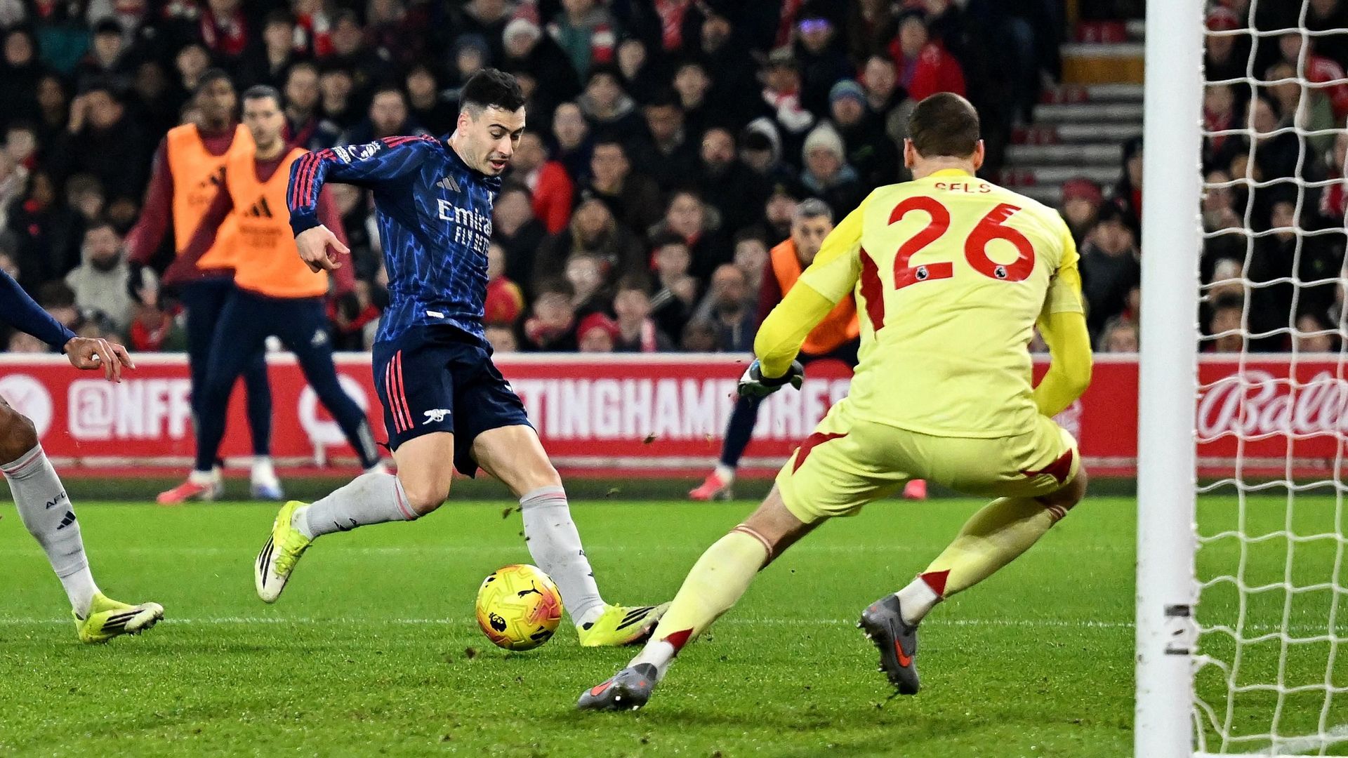 Arsenal Tekuk Nottingham Forest 1-0, Gol Madueke Pecah Kebuntuan