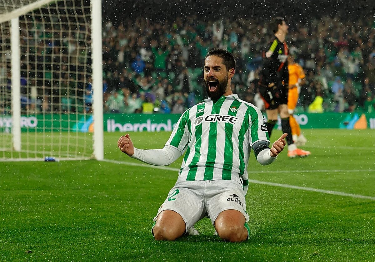 إيسكو يقود ريال بيتيس للفوز على فينورد 1-0 و9 نقاط مثالية