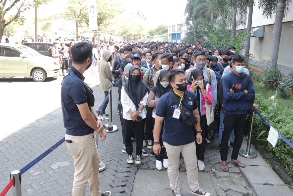 Jakarta Job Fair Opens With 12,000 Vacancies Across 100 Companies
