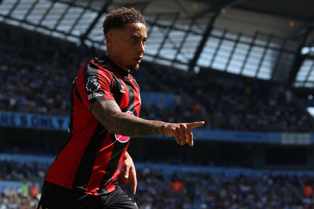 Bournemouth écrase l'AC Milan 3-0 en Ligue Europa