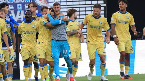 Hat-trick Antonio Raimondo Bawa Frosinone ke Papan Atas Serie A