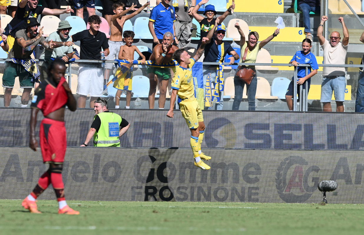 Antonio Raimondo Hat-Trick Fires Frosinone Up the Serie A Table
