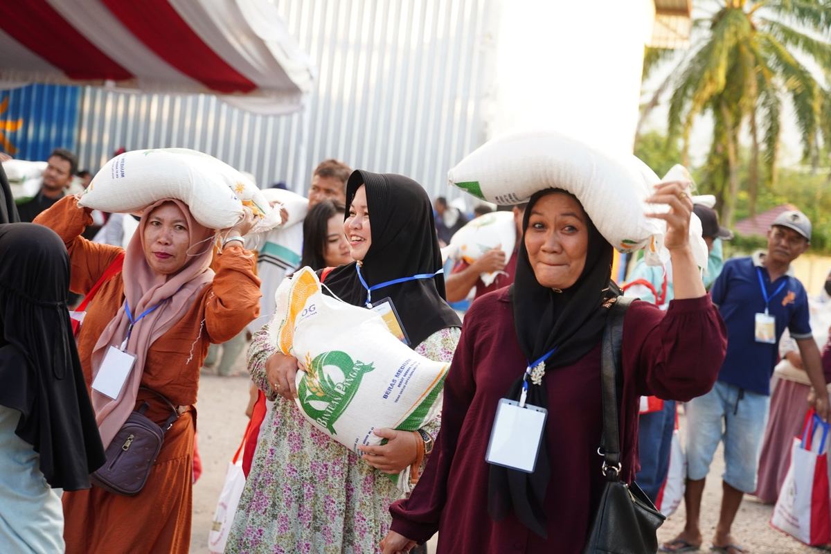 Bansos Rp31,8 T: Beras 10 Kg 3 Bulan hingga Diskon Nataru