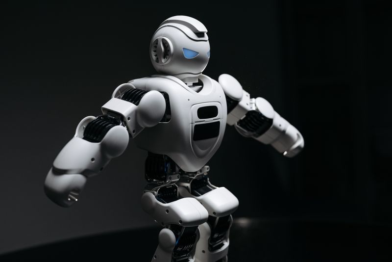 BYD Patenkan Robot Humanoid Pertama Xiao Di