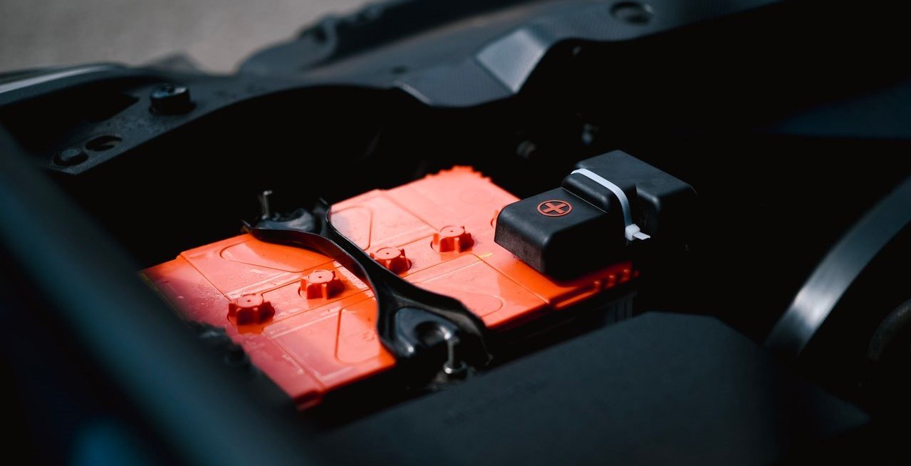 So prüfen Sie den Zustand der Autobatterie: Normaler Spannungswert…