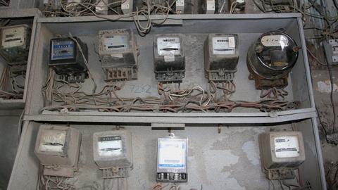 電力会社PLNの電気トークンのチャージ方法：PLN Mobileからモバイルバンキングまで