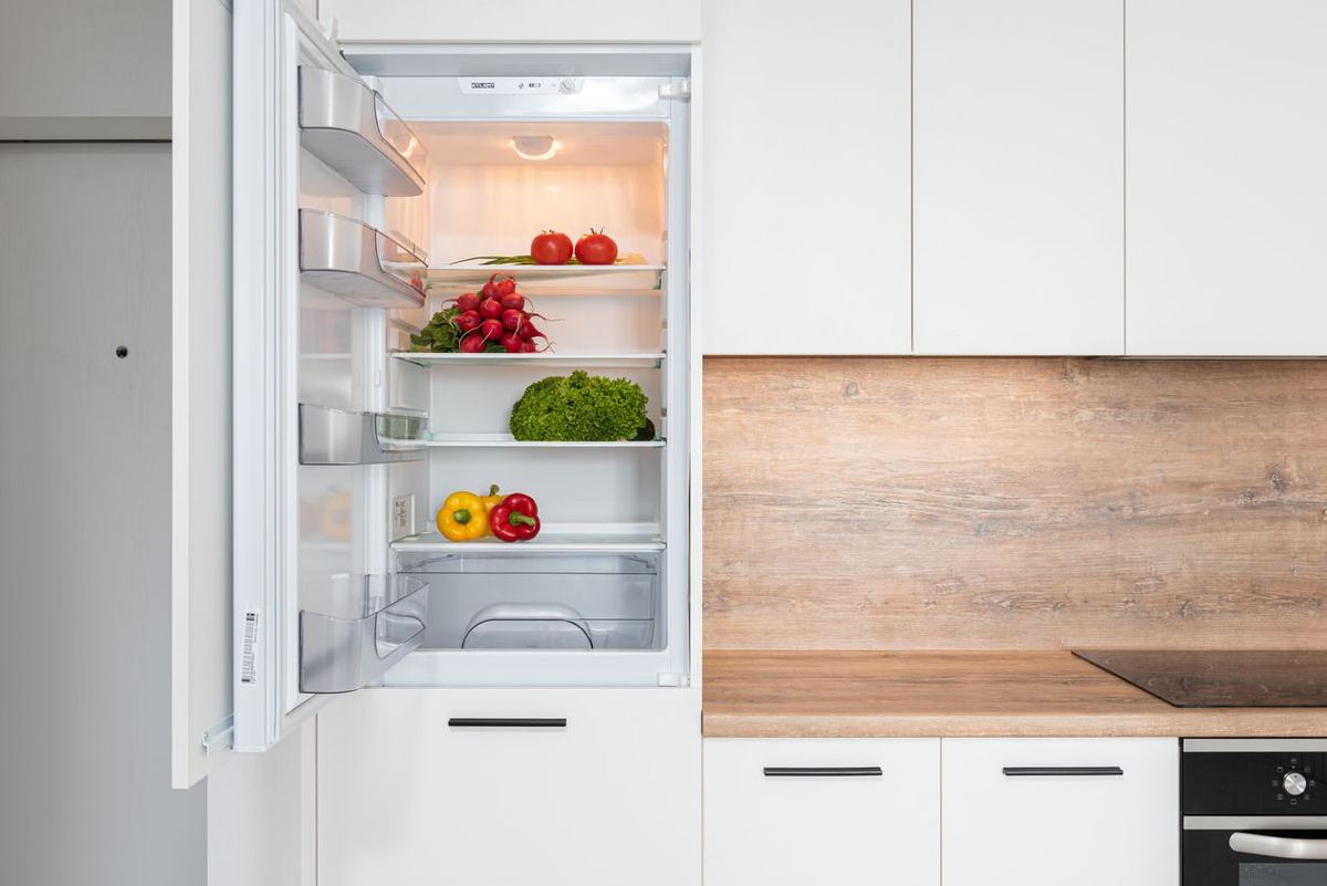 How to Get Rid of Fridge Odors Quickly and Easily