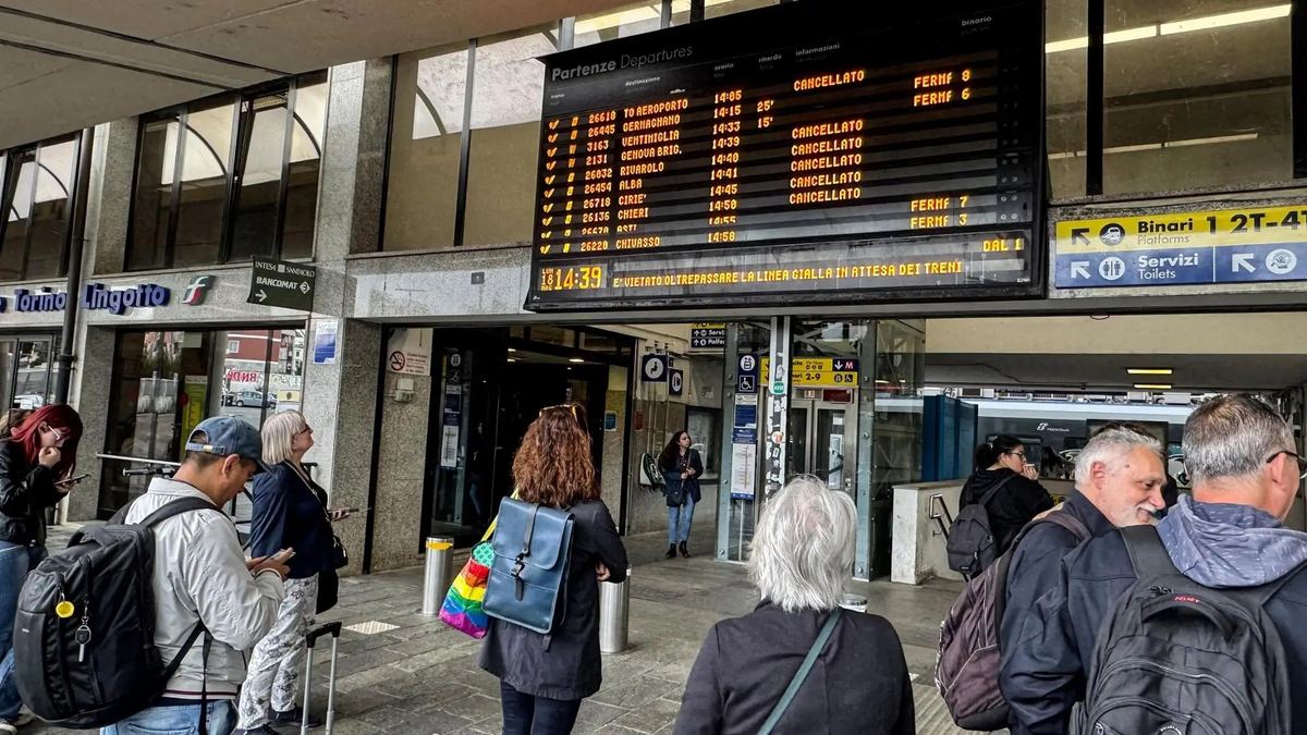 イタリアのフライトストライキ:easyJetの英国行き200便が欠航