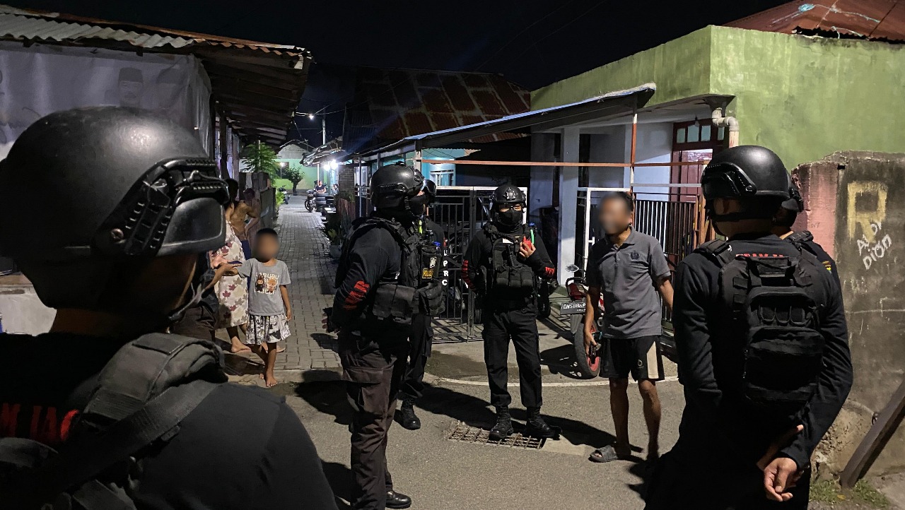 3 Terluka dalam Penembakan & Pembacokan di Kampung Ambon